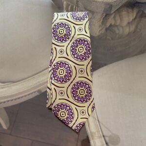 Elegant Purple and Gold Patterned Tie